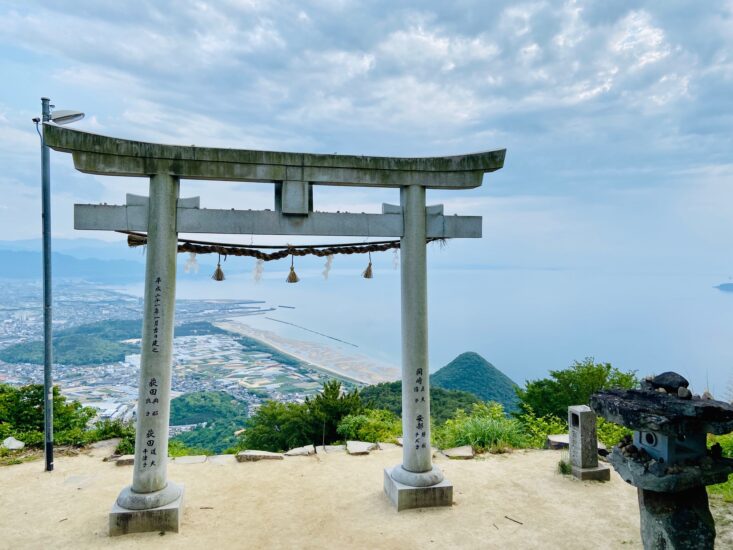 絶景！天空の鳥居と瀬戸内海