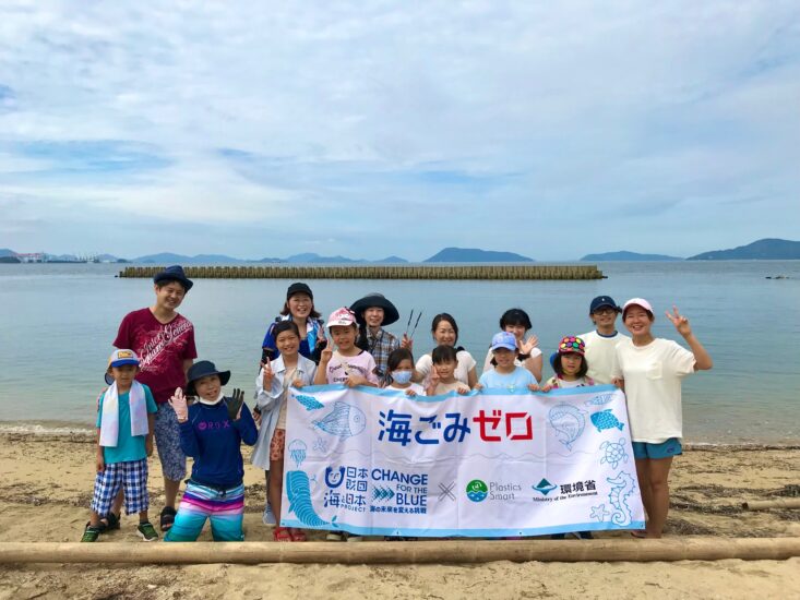 夏の終わりのビーチクリーン ＠沙弥島海水浴場